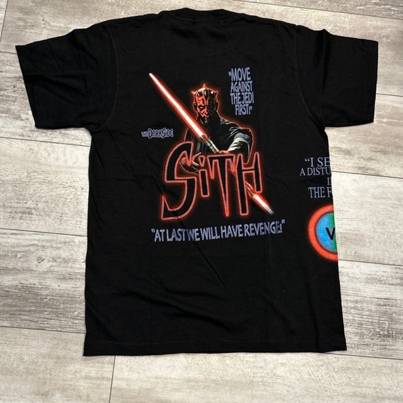 Vintage Single stitch Star Wars Sith VS Jedi Deadstock Tshirt
Men Medium - Picture 3 of 10